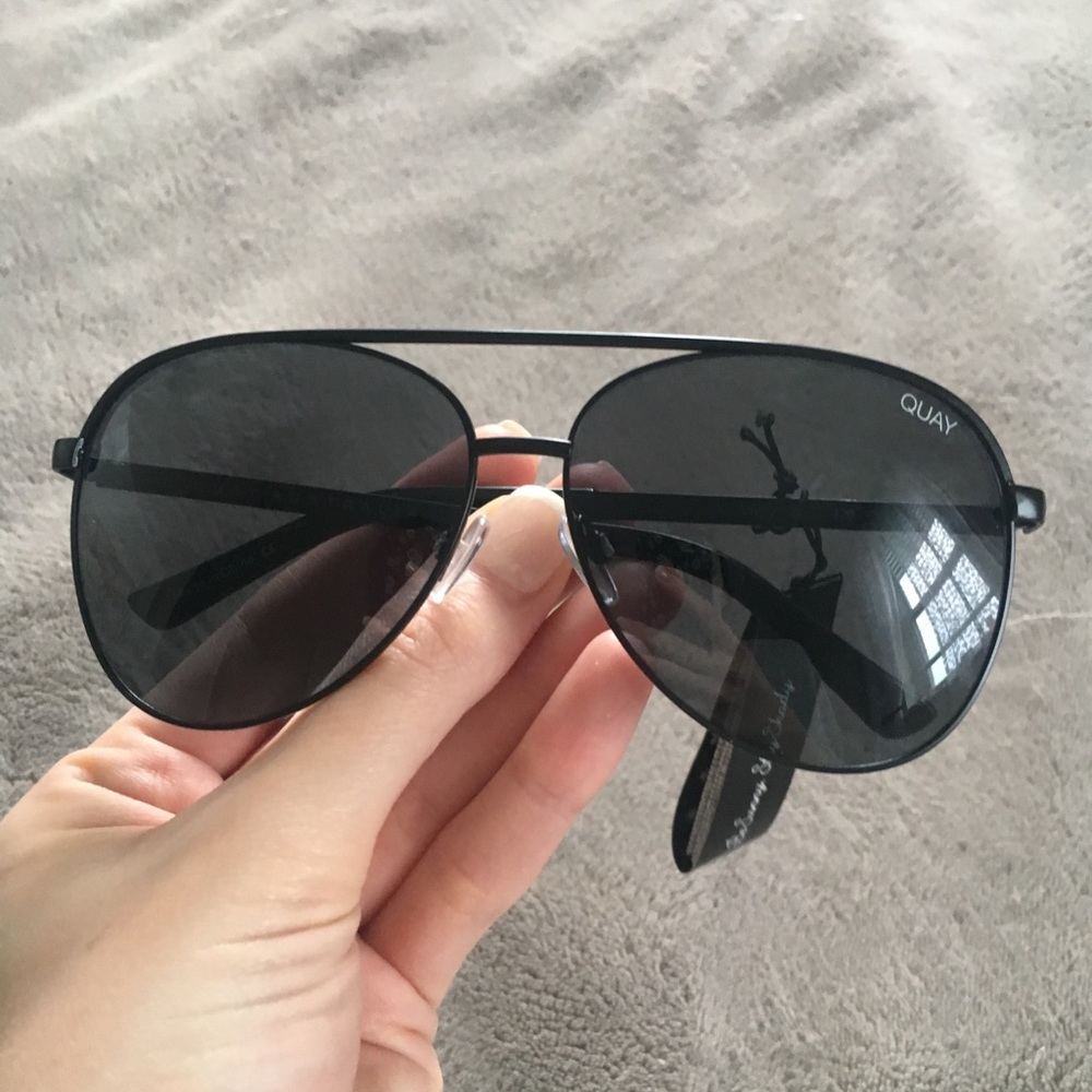 Quay Australia sun glasses